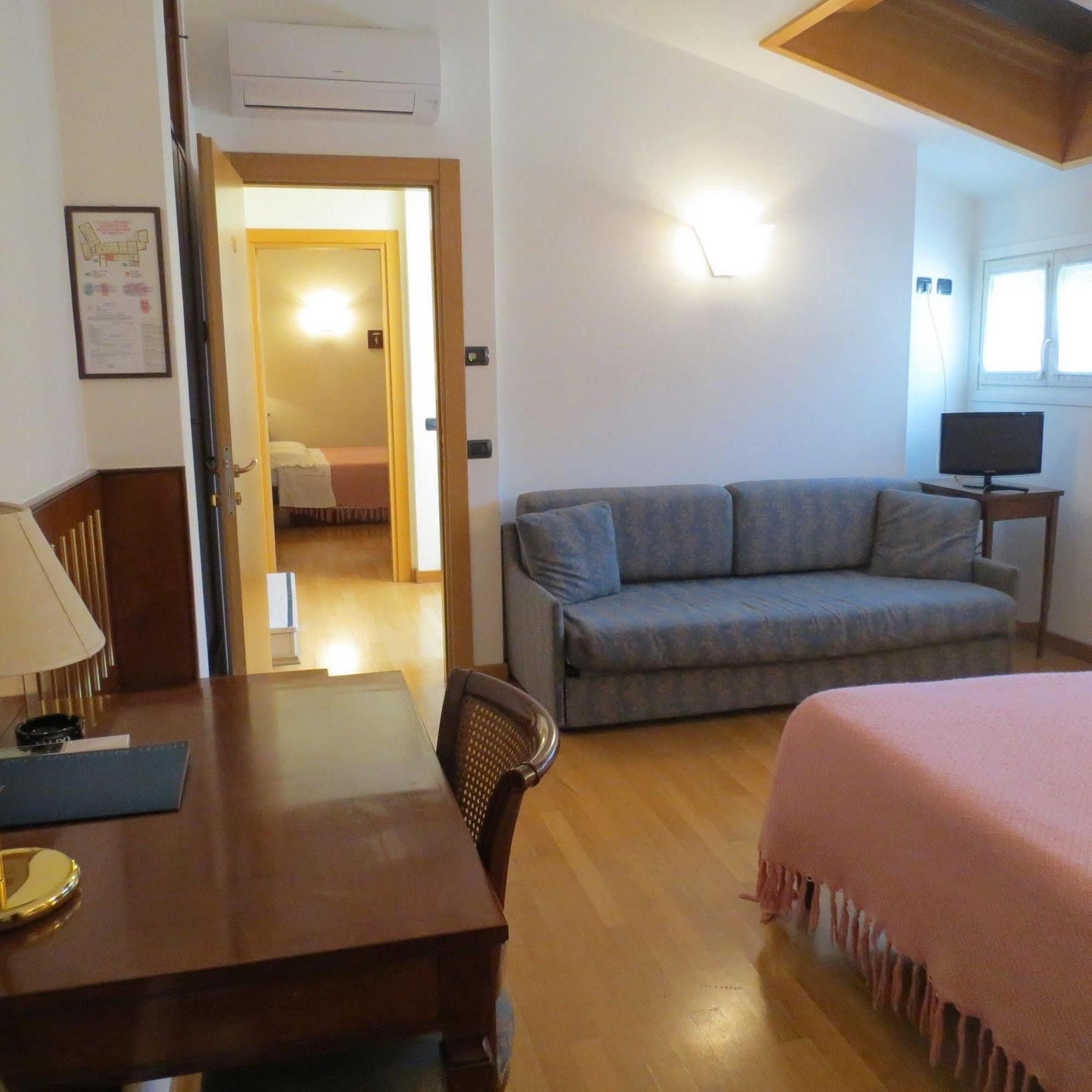 Hotel Tre Re Como Dış mekan fotoğraf