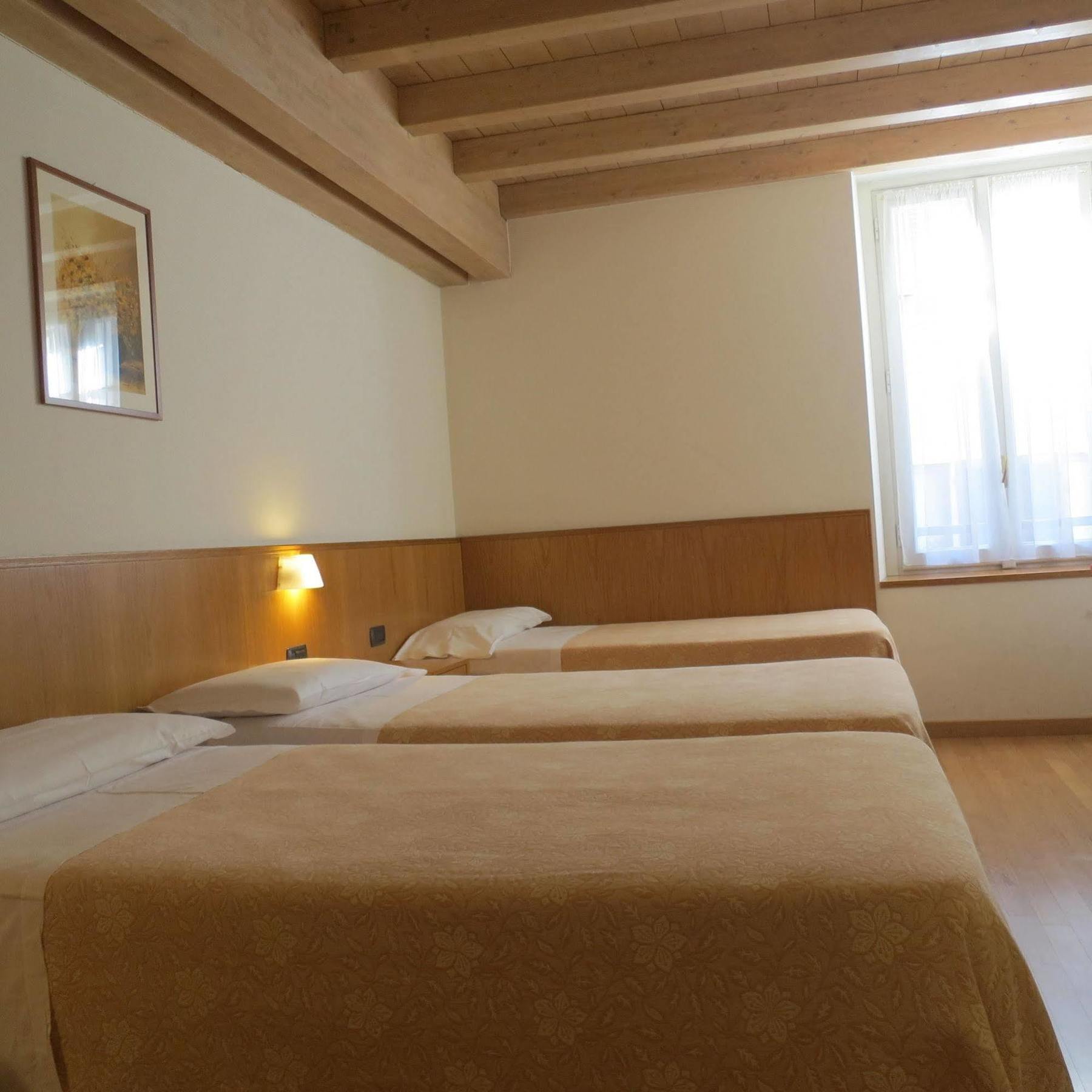 Hotel Tre Re Como Dış mekan fotoğraf