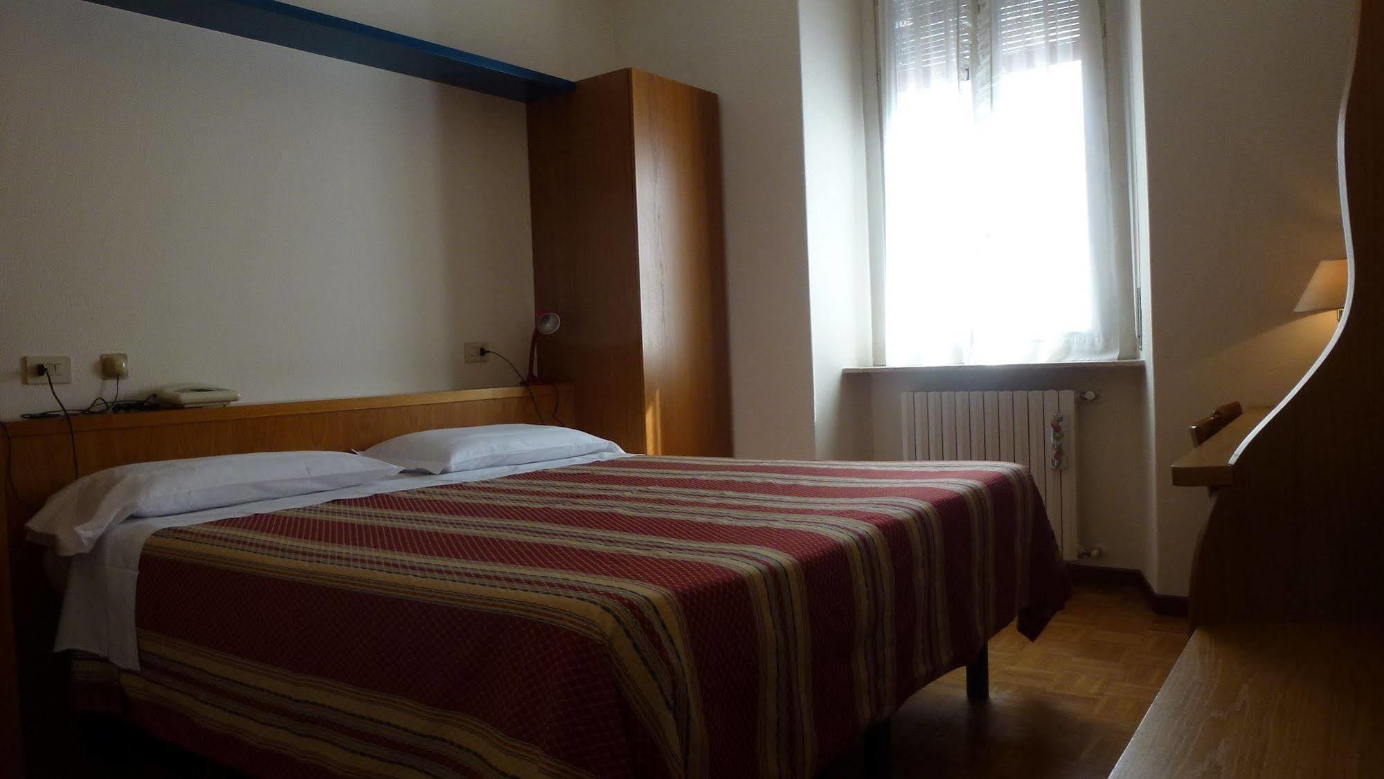 Hotel Tre Re Como Dış mekan fotoğraf